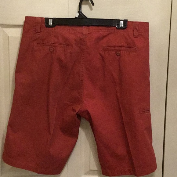 Iron Co. brick red shorts. Size 36 - Picture 5 of 6